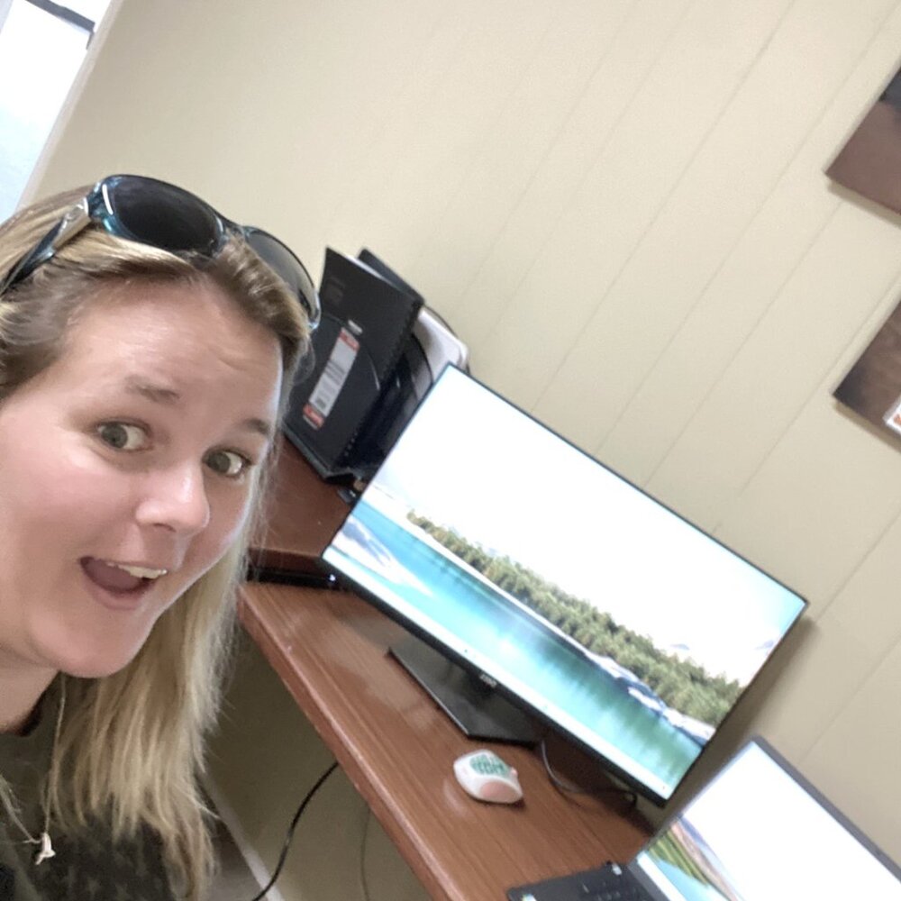 Meet your Posher, Chrissy!